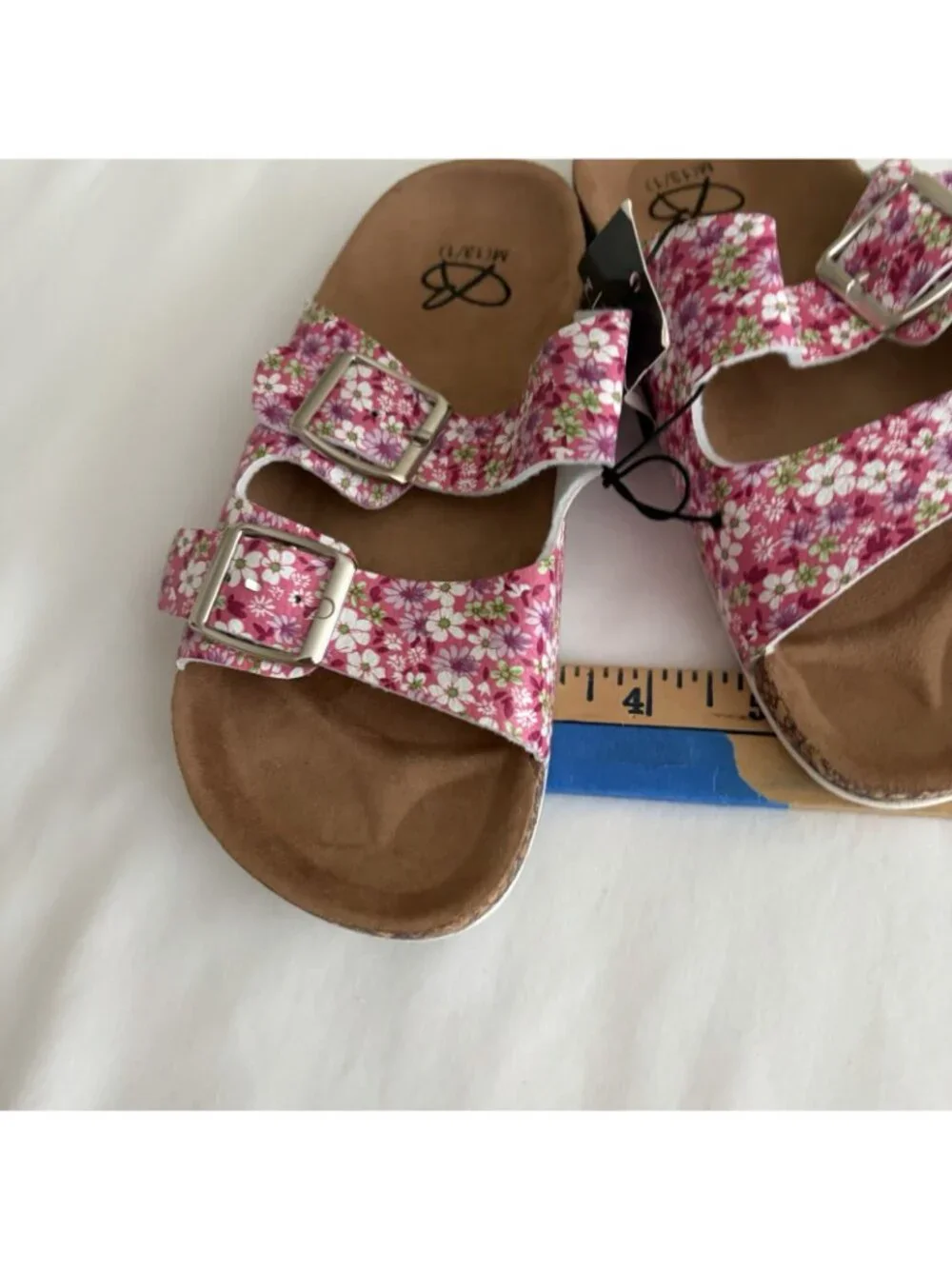 Girls Sandals 13/1 Floral Strap New With Tags Bobbie Brooks Flower Pink Purple